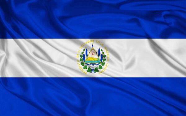 Bandera y Escudo de El Salvador